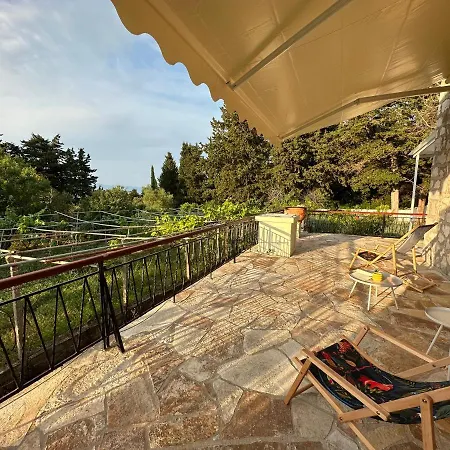 Artemis - Island Apartment *